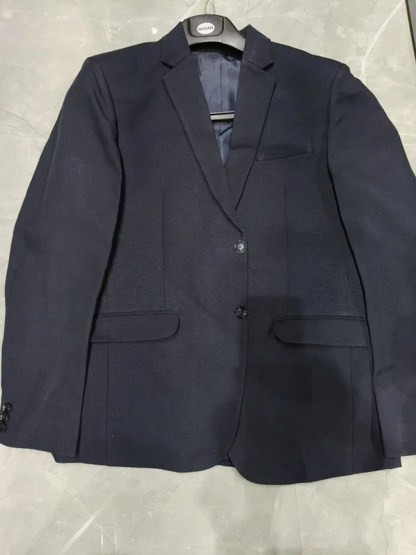 Classic_Navy_Notch_Lapel_Blazer