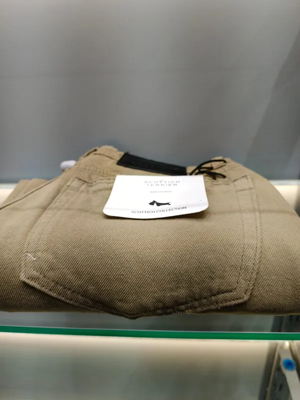 Everyday_Relaxed_Fit_Olive-Khaki_Denim_Jeans_for_Men