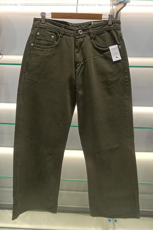 Men's_Olive_Green_Wide-Leg_Denim_Jeans