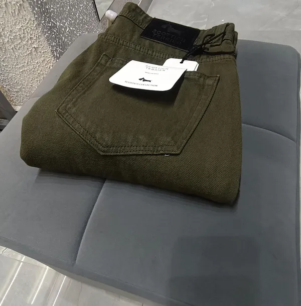 Men's_Olive_Green_Wide-Leg_Denim_Jeans