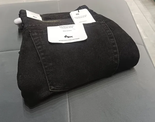 Men's_Straight_Fit_Washed_Black_Denim_Jeans