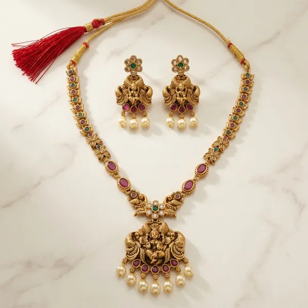 Temple_Lakshmi_Devi_Pendant_Necklace_Set_with_Earrings