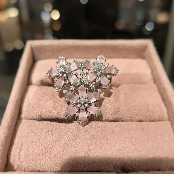 Rose_Gold_Floral_CZ_Finger_Ring