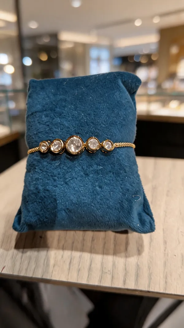 Elegant_Five-Stone_Crystal_Adjustable_Bracelet