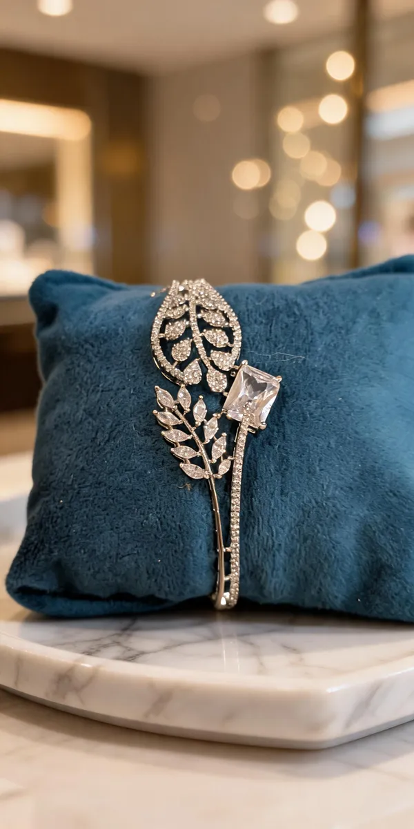 Princess_Solitaire_Laurel_Leaf_Kada