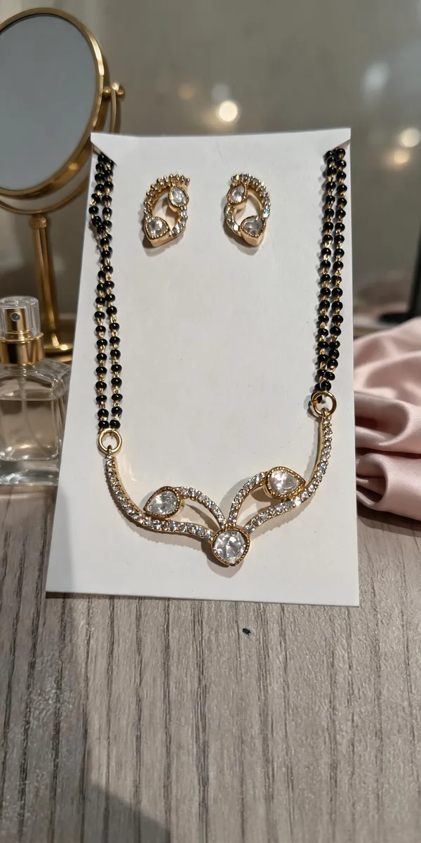 Gold_Plated_Leaf_CZ_Mangalsutra_Set