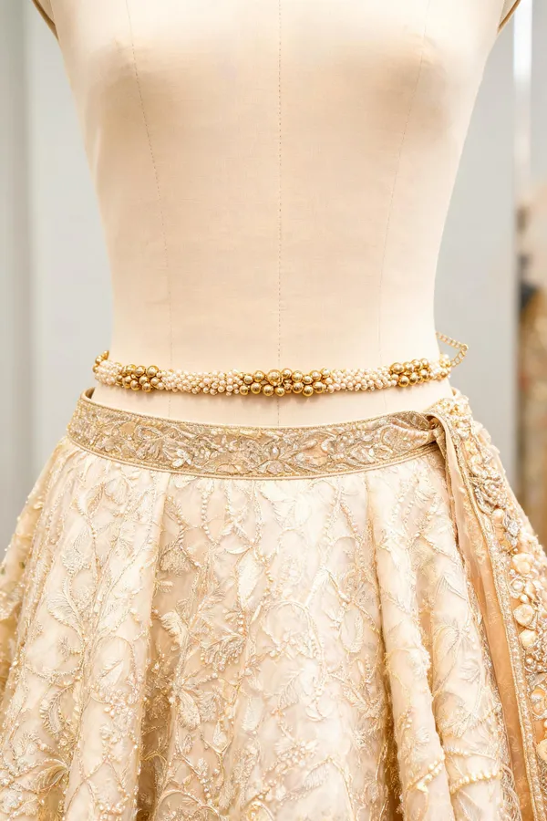 Heavy_Cluster_Pearl_&_Golden_Bead_Sheeshphool_kamar_belt