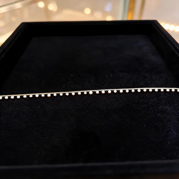 Minimalist_Silver_Solitaire_Kamar_belt