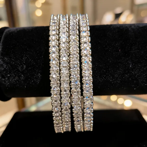 Classic_Eternity_Solitaire_AD_Bangle_Set
