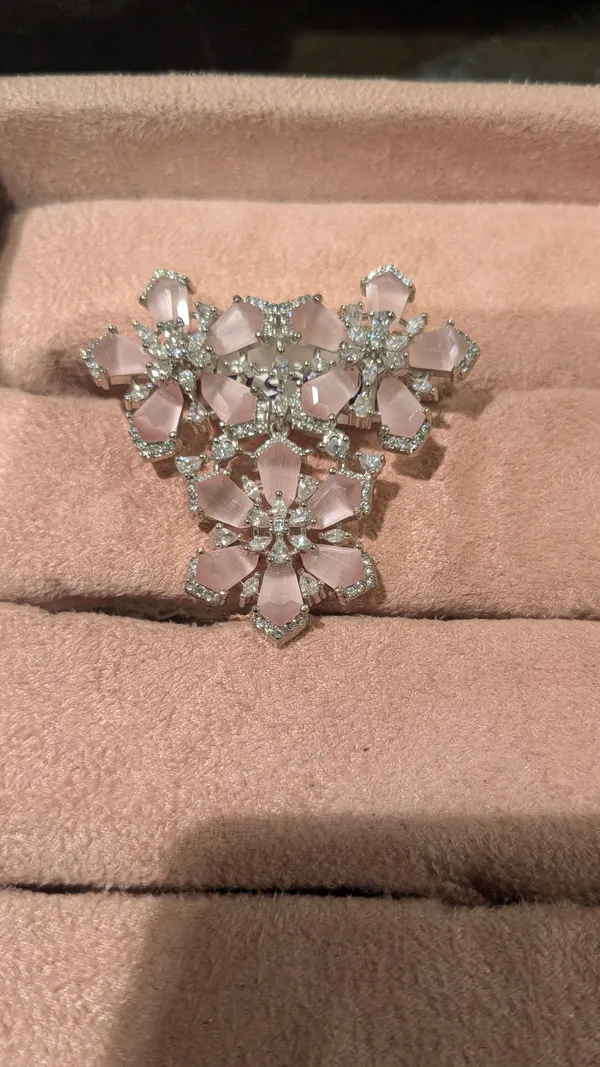 Rose_Gold_Floral_CZ_Finger_Ring