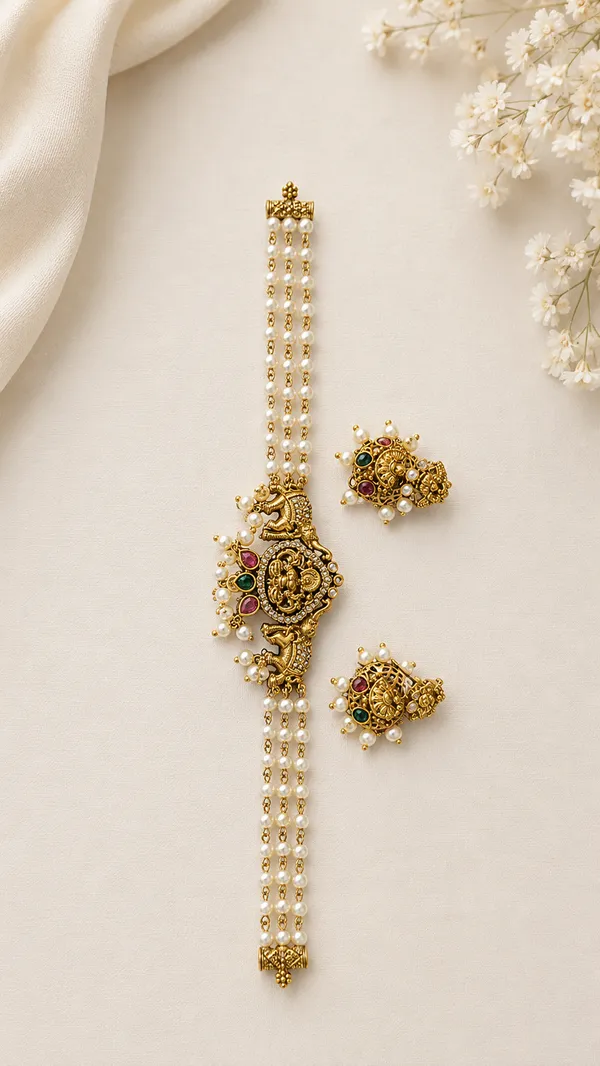 Antique_Gold_Lakshmi_Pearl_Choker_Set