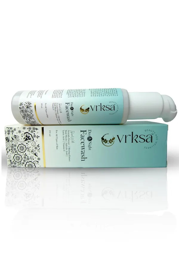 Pack_Of_2_Avocado_Moringa_Vitamin_C_Day_Night_Foaming_Face_Wash