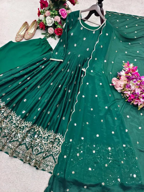 Green_Ethnic_Anarkali_Suit_For_Women