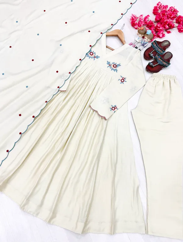 Cream_Embroidered_Anarkali_Kurta_Set_for_Women
