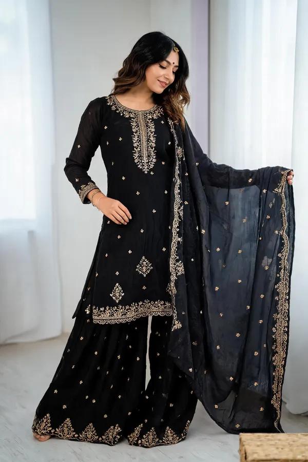 Black_Silk_Anarkali_For_Women