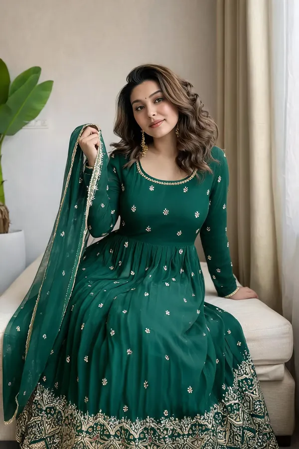 Green_Cotton_Gown_For_Women