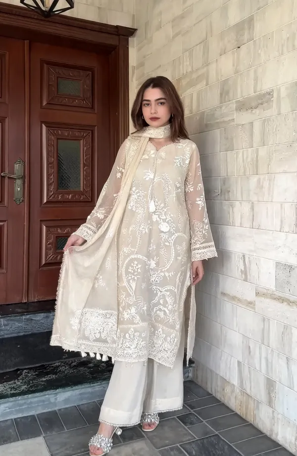 Cream_Georgette_Dress_With_Dupatta_For_Women
