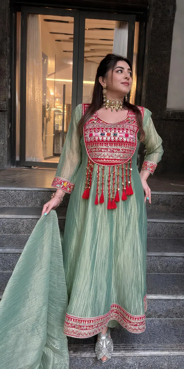 Green_Cotton_Gown_For_Women