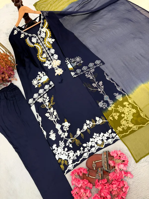 Navy_Embroidered_Kurta_Set_for_Women