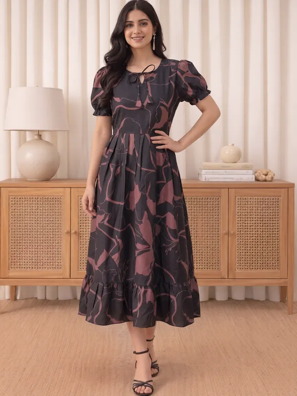 Black_Abstract_Print_Midi_Dress_for_Women