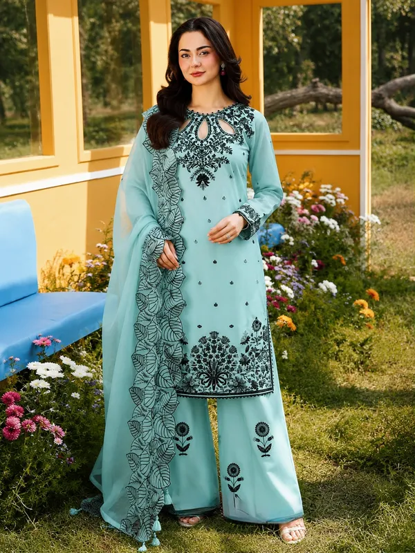 Aqua_Embroidered_Straight_Suit_Set_for_Women