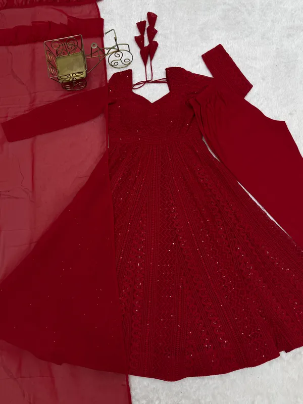 Red_Embroidered_Lehenga_Choli_Set_for_Girls