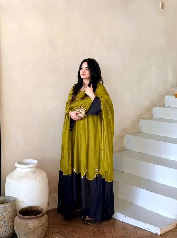 Olive_Green_Embroidered_Kurta_Set_for_Women