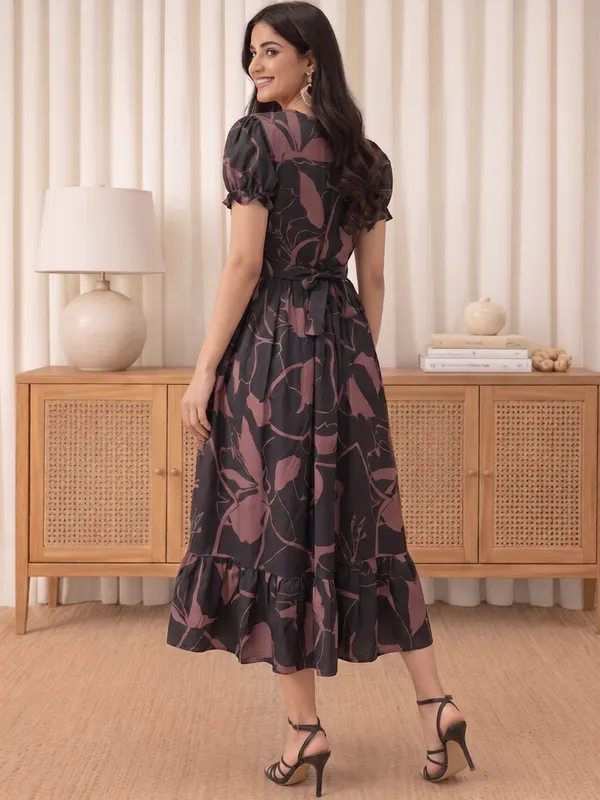 Black_Abstract_Print_Midi_Dress_for_Women
