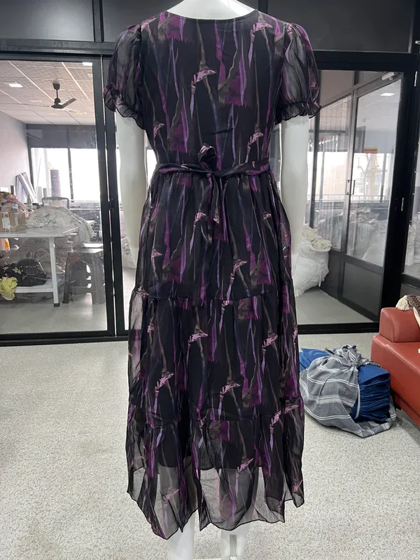 Black_Georgette_Abstract_Print_Puff_Sleeve_Midi_Dress_For_Women