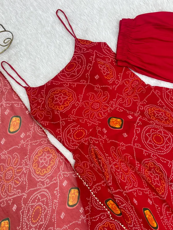 Red_Printed_Saree_Set_for_Women