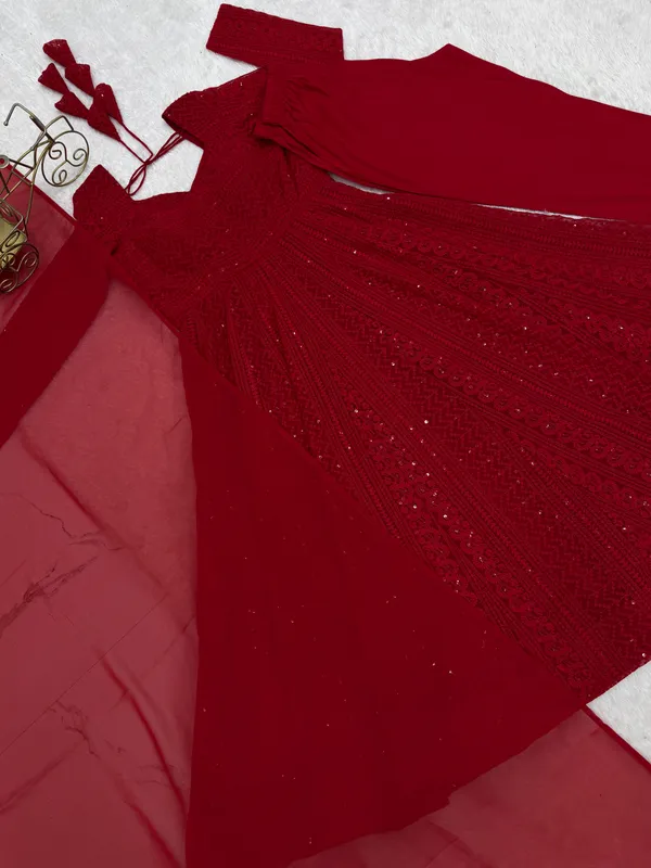 Red_Embroidered_Lehenga_Choli_Set_for_Girls