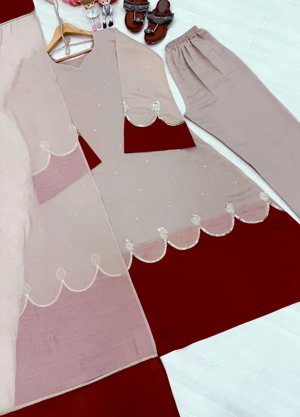 Pink_Scalloped_Kurta_Set_for_Women