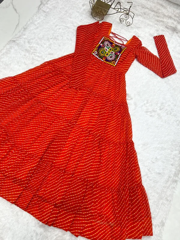 Red_Fox_Georgette_Anarkali_Gown_for_Women