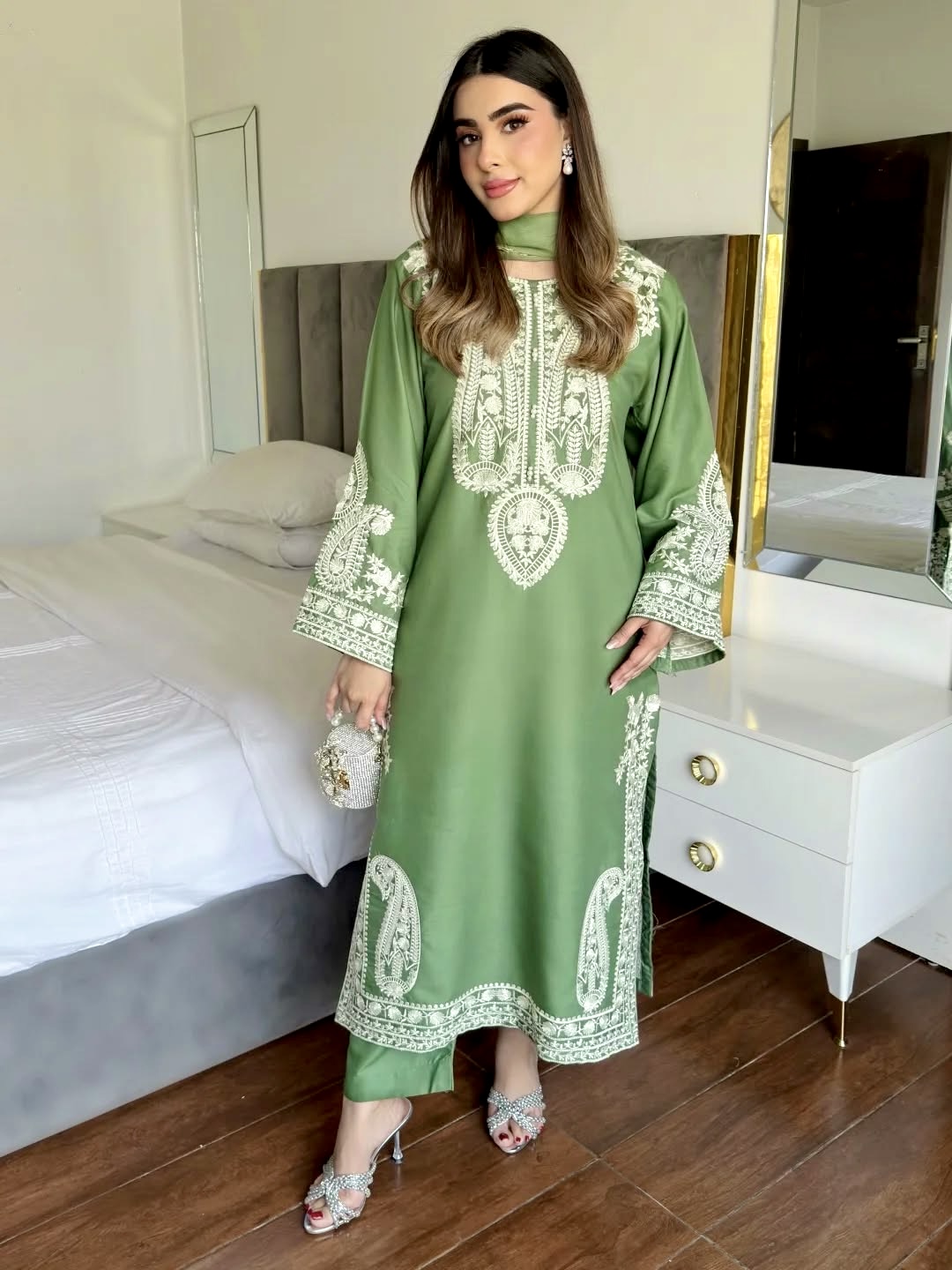 Green_Embroidered_Straight_Salwar_Suit_Set_for_Women