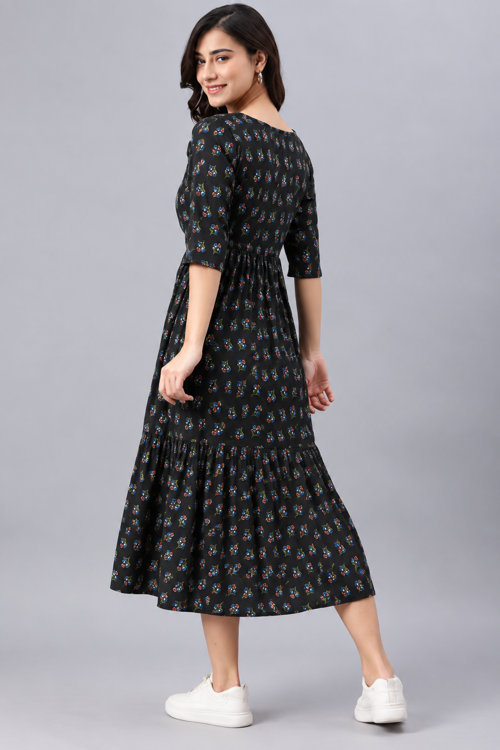 Black_Floral_Print_Fit_And_Flare_Dress_for_Women