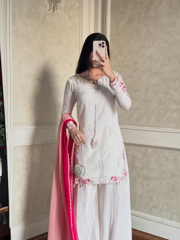 White_Embroidered_Ethnic_Suit_Set_for_Women