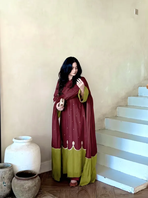 Maroon_Embroidered_Ethnic_Suit_Set_for_Girls