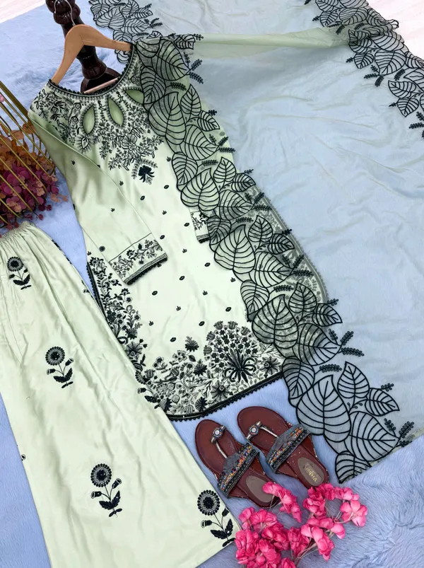 Green_Printed_Straight_Kurta_Set_for_Women