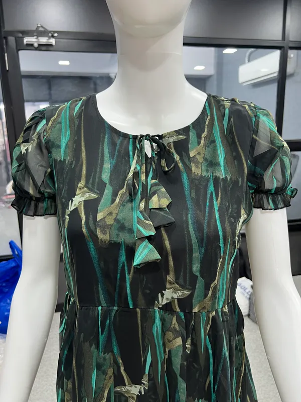 Green_Printed_Puff_Sleeve_Maxi_Dress_for_Women