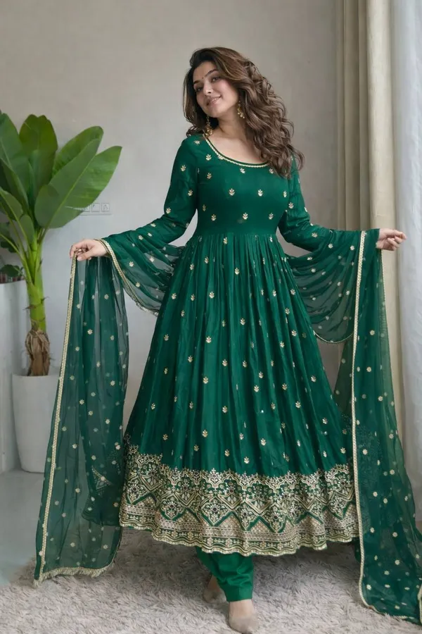 Green_Ethnic_Anarkali_Suit_For_Women