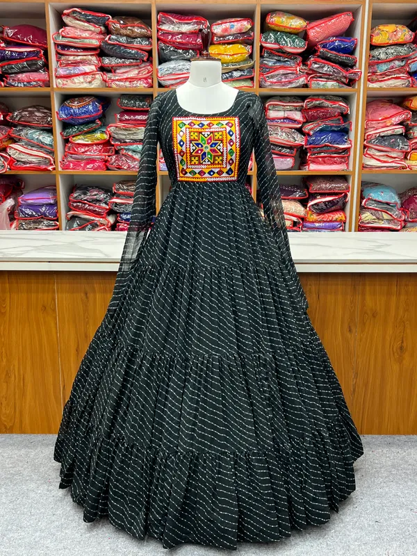 Black_Printed_Anarkali_Dress_for_Women