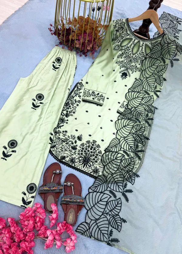 Green_Printed_Straight_Kurta_Set_for_Women