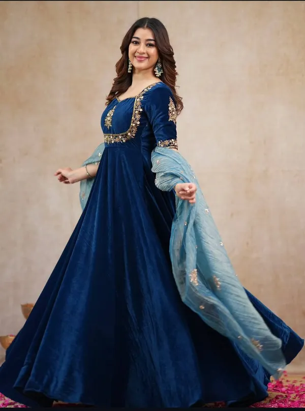 Navy_Blue_Velvet_Anarkali_Suit_Set_for_Women