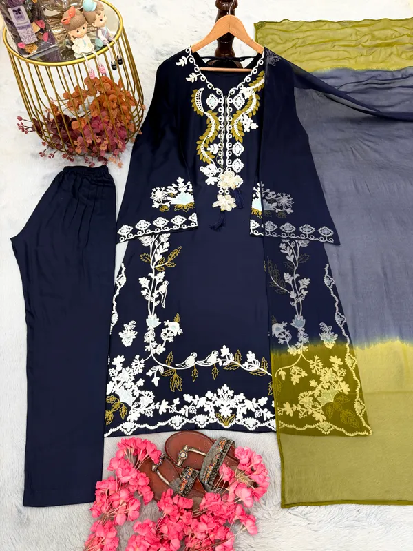Navy_Embroidered_Kurta_Set_for_Women
