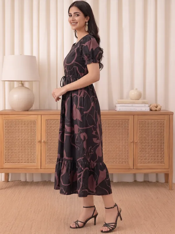 Black_Abstract_Print_Midi_Dress_for_Women
