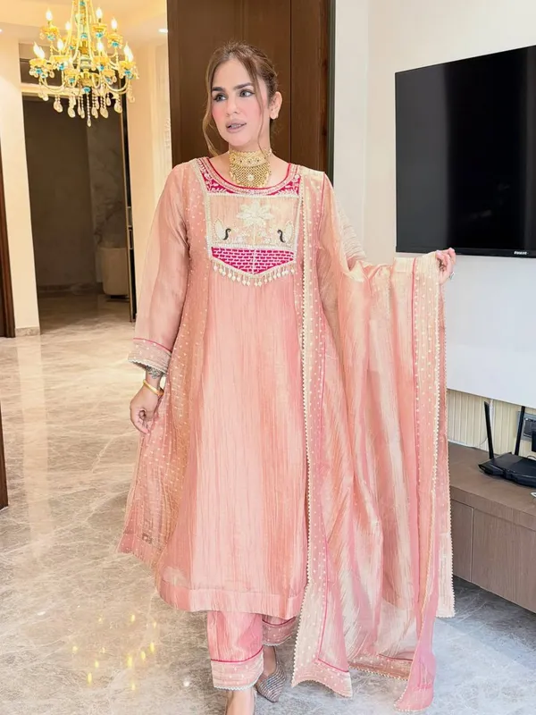 Pink_Embroidered_Straight_Suit_Set_for_Women
