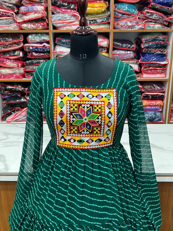 Green_Printed_Anarkali_Dress_For_Women