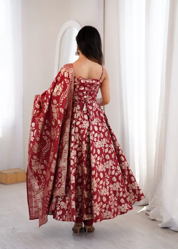 Maroon_Floral_Print_Saree_for_Women