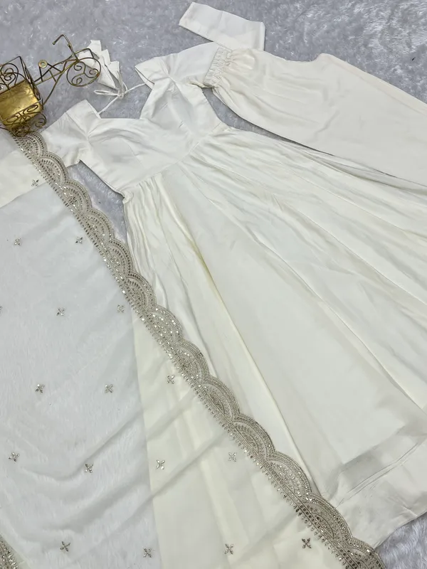 White_Anarkali_Suit_Set_With_Embellished_Dupatta_for_Women
