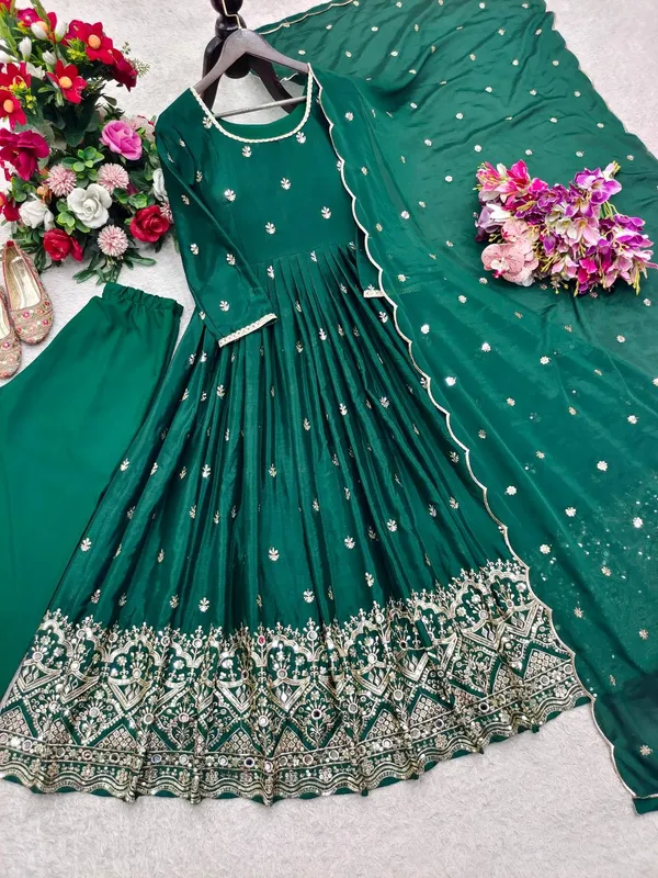 Green_Ethnic_Anarkali_Suit_For_Women